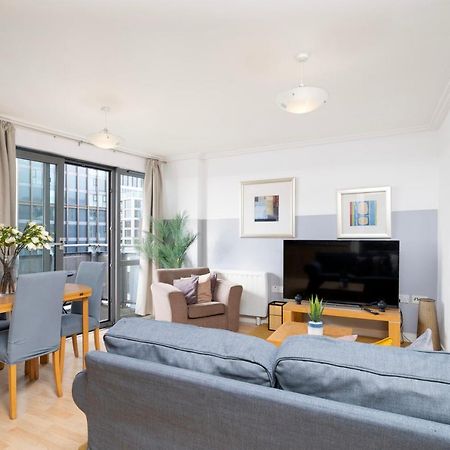 Cosy Flat Right Opp Tube Station Appartement Londen Buitenkant foto