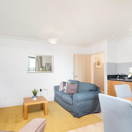 Cosy Flat Right Opp Tube Station Appartement Londen Buitenkant foto