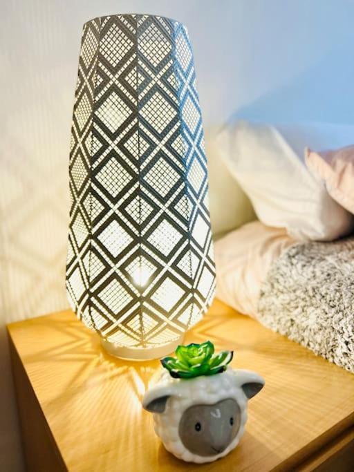Cosy Flat Right Opp Tube Station Appartement Londen Buitenkant foto