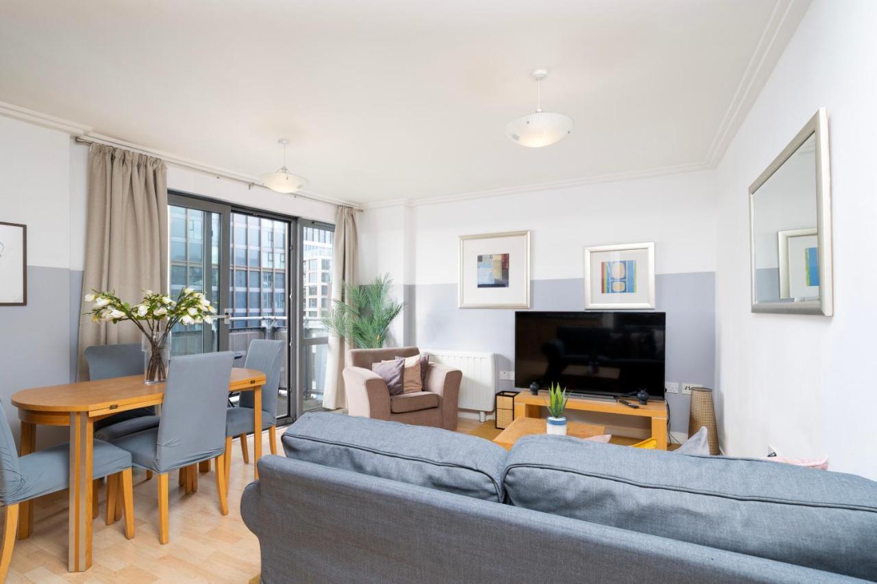 Cosy Flat Right Opp Tube Station Appartement Londen Buitenkant foto